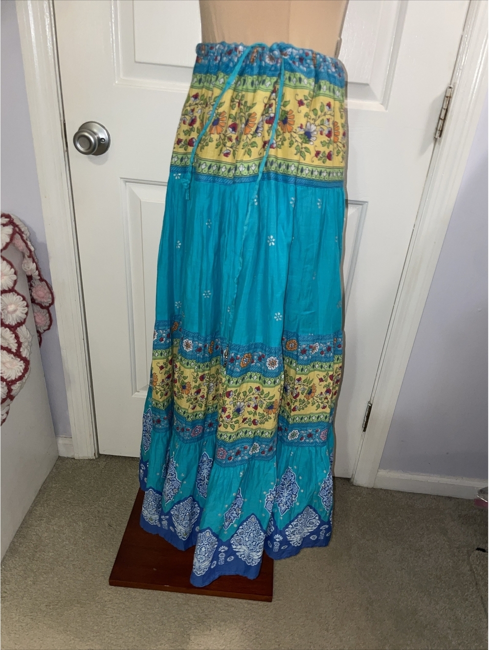 Boho Hippie Cottagecore Skirt Size Medium White Stag - Picture 3 of 9